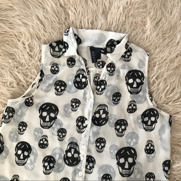 Skull button top - Picture 2 of 4